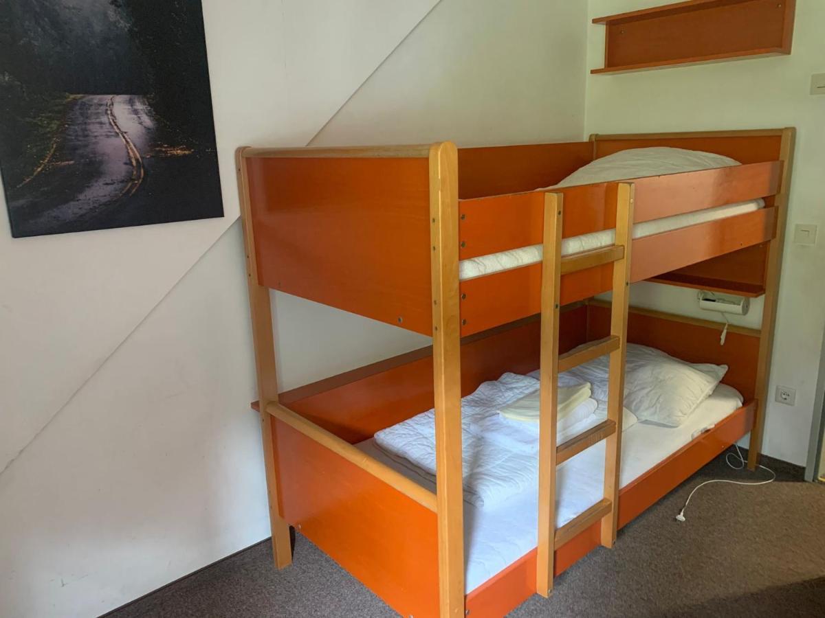Campus Prackenfels Hotel Алтдорф бай Нюрнберг Екстериор снимка